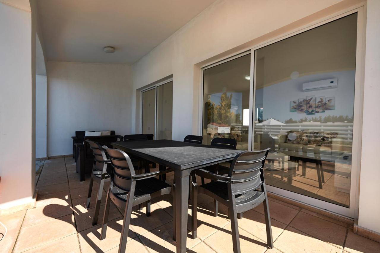 Bungalow Casa Bonita By Ezoria Villas Coral Bay Luaran gambar
