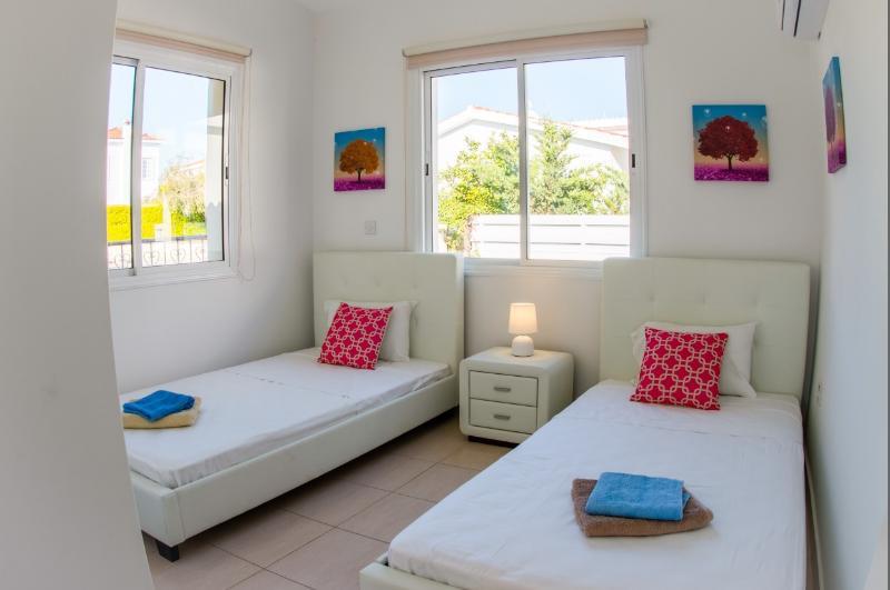 Bungalow Casa Bonita By Ezoria Villas Coral Bay Luaran gambar